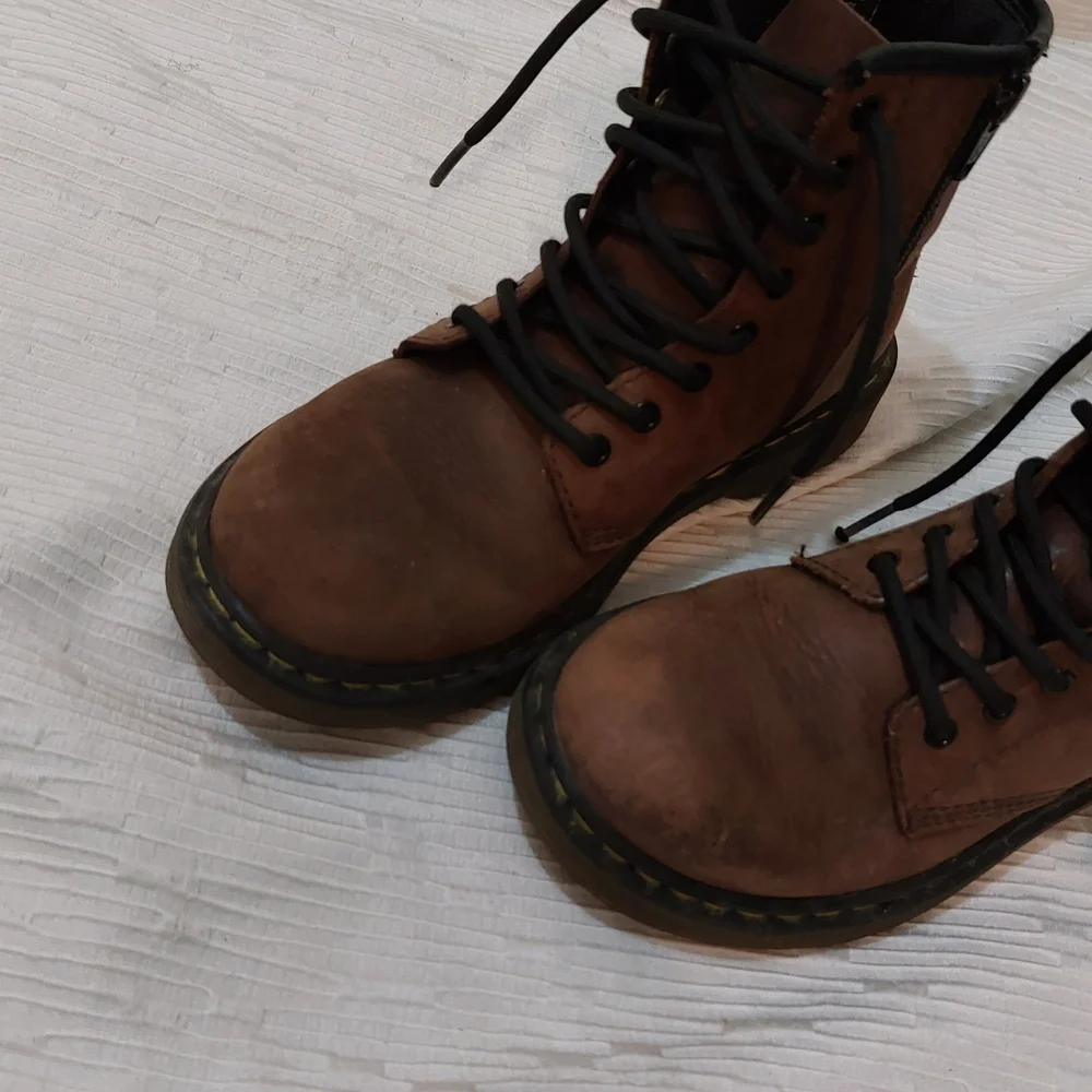 Dr. Martens Brown Kids Lace-Up Combat Boots Size 2